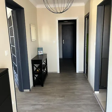 4 Personnes Avec Exterieur Apartment *
